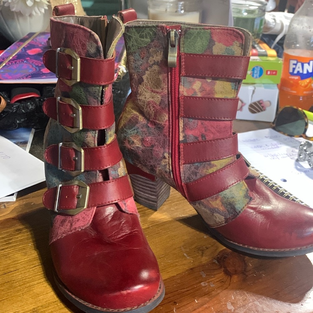 Larae boots